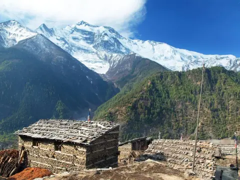 New Annapurna circuit trek after the road